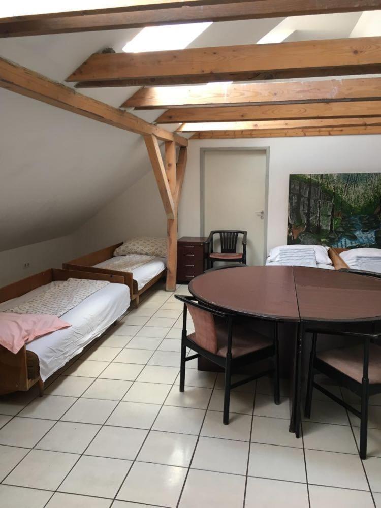 A Pousada Göncölház Vác Exterior foto